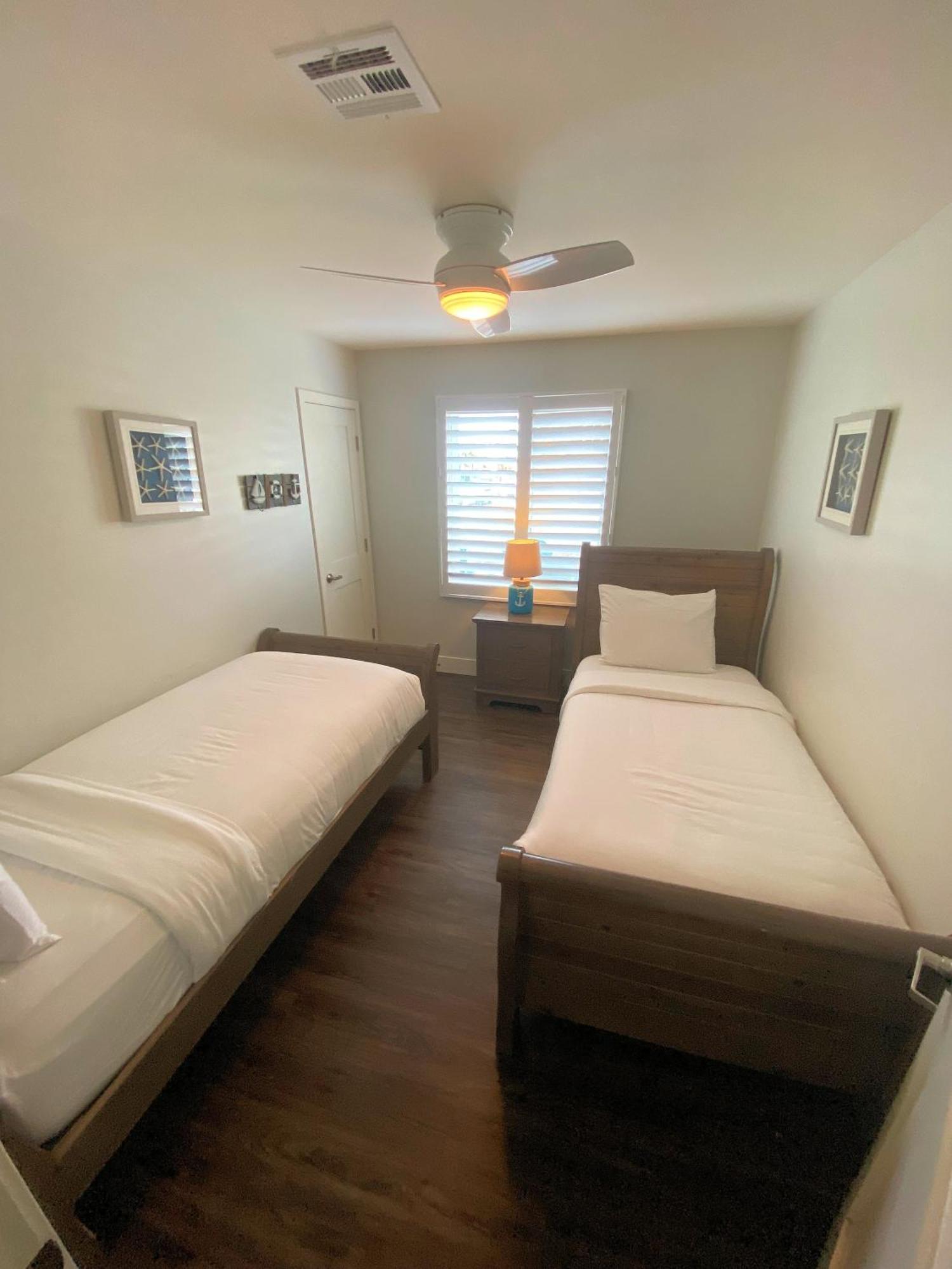 1202 South Pacific Villa Oceanside Room photo